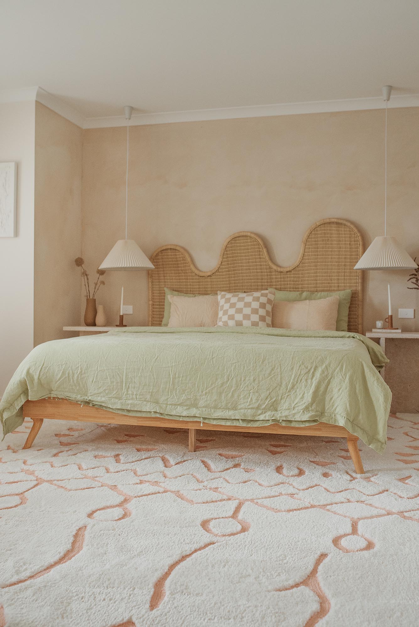 Matilda Cream and Peach Tribal Shag Rug