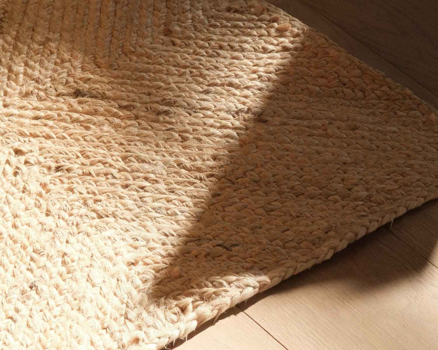 Nashira Natural Brown Diamond Jute Rug