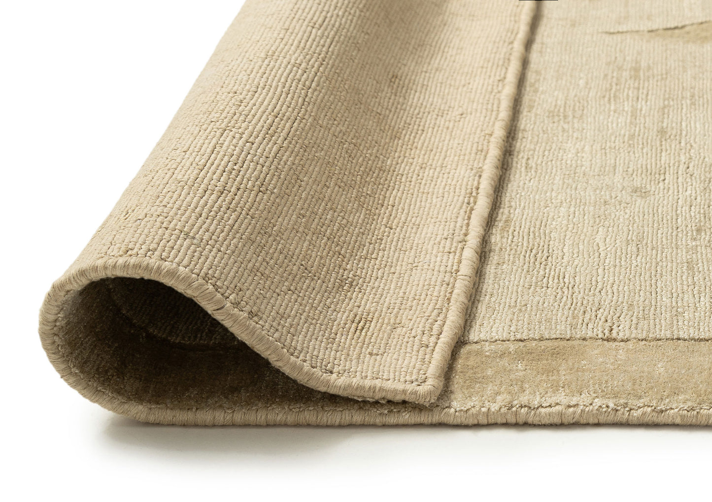 Nanika Cream Hourglass Viscose Rug