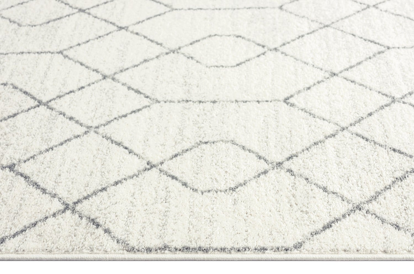 Neda Grey and Ivory Diamond Pattern Runner Rug