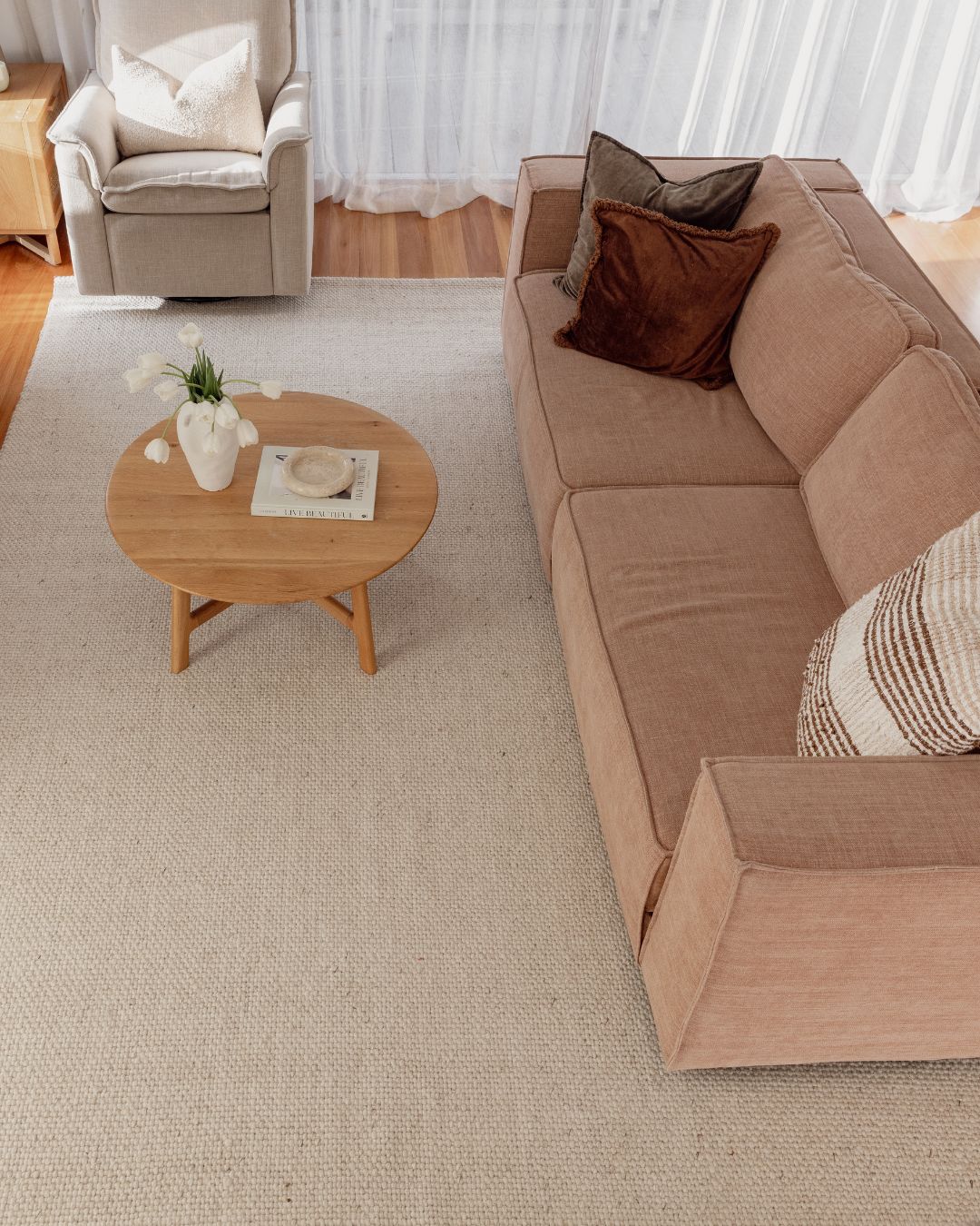 Ornussa Natural Silver Loop Rug