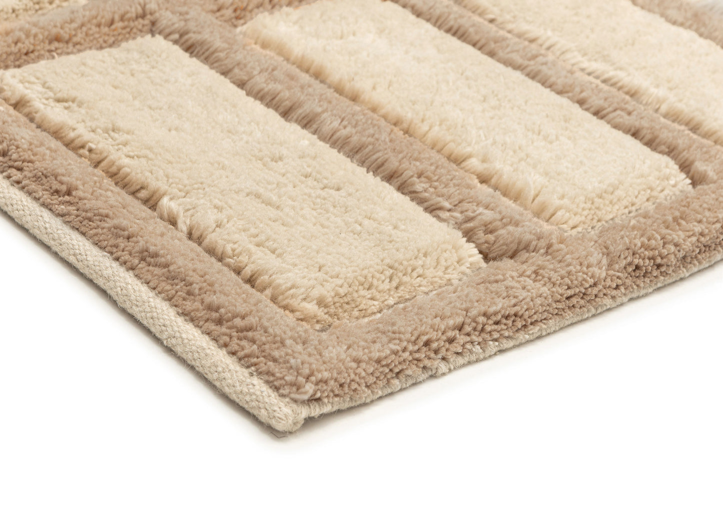 Posy Oat High-Low Shag Wool Rug