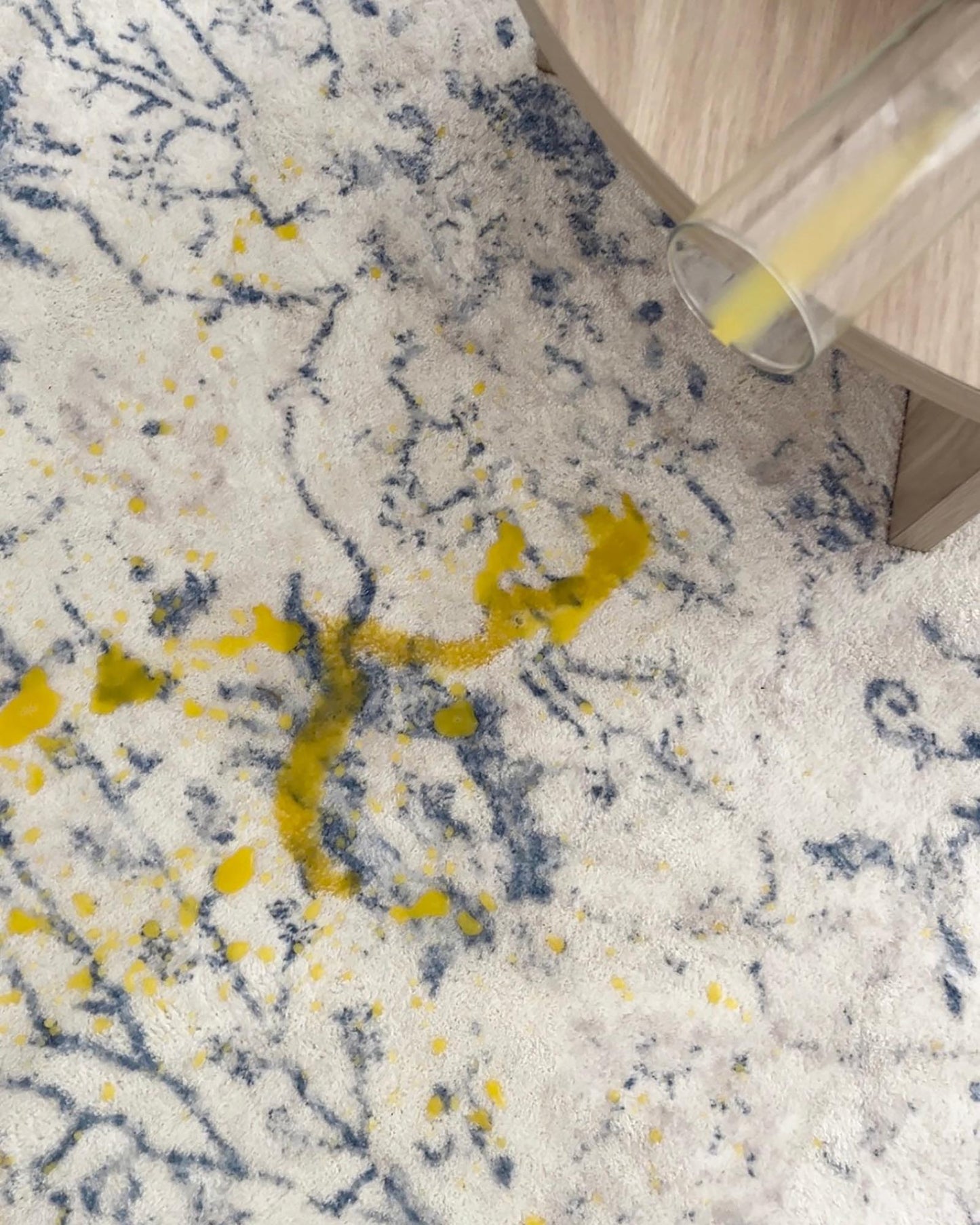 Sarafina Blue and Grey Distressed Washable Rug