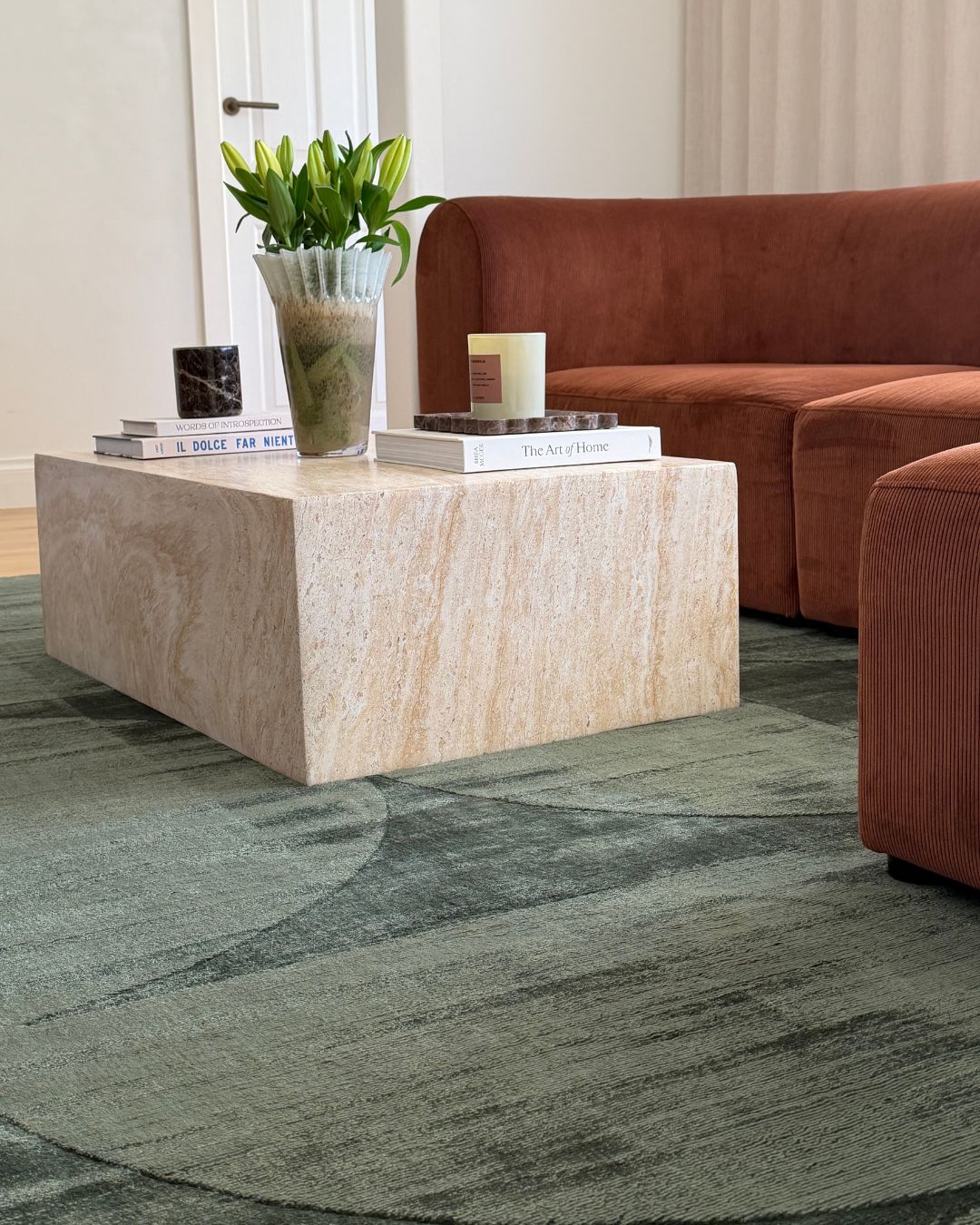 Sefina Green Hourglass Viscose Rug