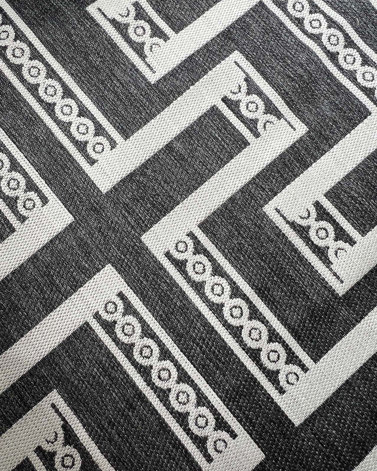 Teyona Charcoal and Ivory Tribal Flatweave Indoor Outdoor Rug