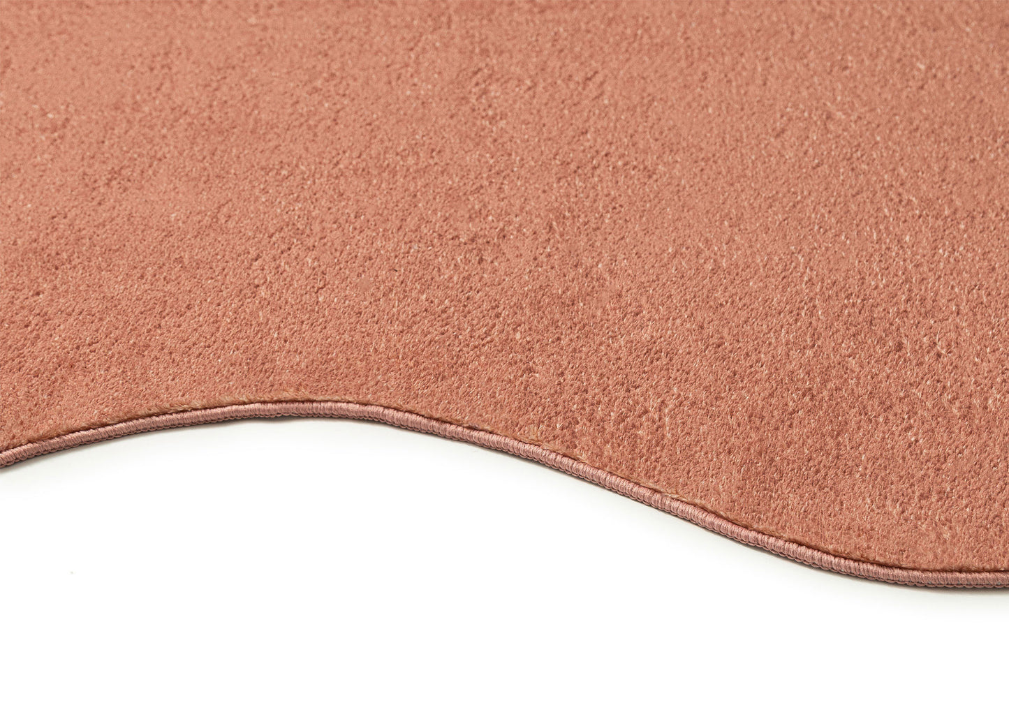 Vesta Red Scallop Washable Rug